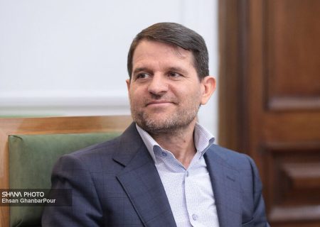 ادامه مسیر بزرگترین هلدینگ پتروشیمی ایران با مدیریت عباس‌زاده