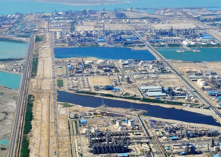 آغاز ۶۰ میلیون دلار سرمایه‌گذاری صنعت پتروشیمی در سفر رییس جمهور به خوزستان