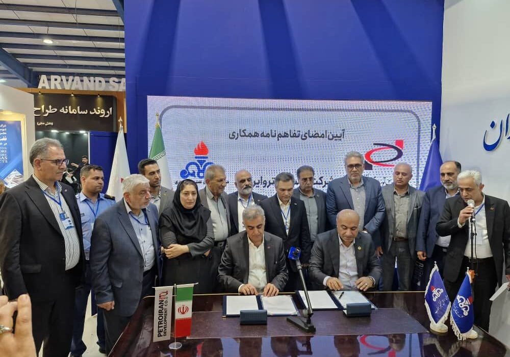 امضای تفاهم‌نامه شرکت‌ نفت و گاز آغاجاری و توسعه پتروایران