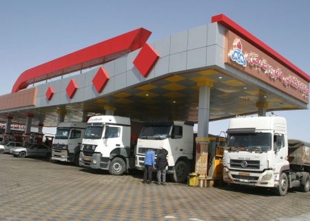 قیمت تمام‌شده هر لیتر گازوئیل در ایران ۱۵ هزار تومان است