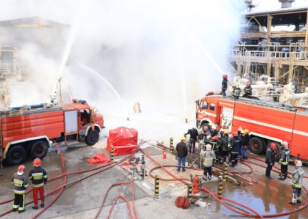 آتش سوزی به تولید پالایشگاه شازند آسیب نزد