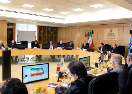 سبد خوراک صنعت پتروشیمی باید متنوع شود