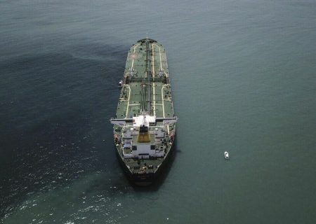 سوریه دنبال خرید نفت از واسطه‌گران محلی است