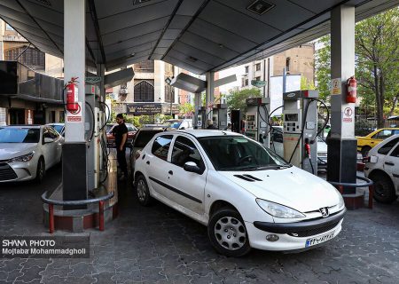 مصرف بیش از ۱۴۴ میلیون لیتر بنزین در ۳۰ اسفند
