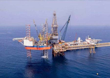 تعمیرات سکوهای پارس جنوبی در حال انجام است