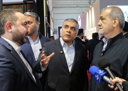 شرکت‌های نفتی برنامه‌ خود را برای افزایش تولید و صادرات ارائه کنند