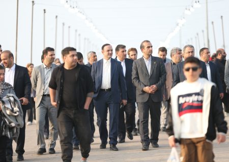 حسن ختام بازدیدهای روز اول دبیر شورایعالی مناطق آزاد: حضور در فاز تجارت، جشنواره “نقش و نغمه”منطقه آزاد انزلی و هم نشینی با كودكان خانه سبزاندیشان وطن