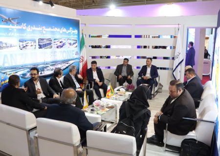 تكاپوی غرفه منطقه آزاد انزلی در هفتمین نمایشگاه بین‌المللی ایران اكسپو