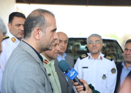 طاعتی مقدم در مراسم رونمایی از خودروهای پلاک موقت: آمادگی سازمان منطقه آزاد انزلی برای نوسازی ناوگان حمل‌ونقل عمومی و طرح‌های عمرانی استان گیلان با وسایل نقلیه پلاك موقت منطقه