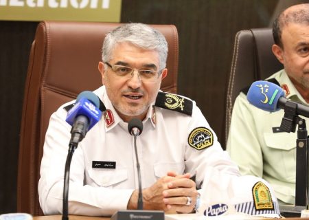 سردار حسینی در مراسم رونمایی از خودروهای پلاک موقت منطقه آزاد انزلی: از ایفای نقش در ایجاد تنوع خودروهای كشور خوشحالیم