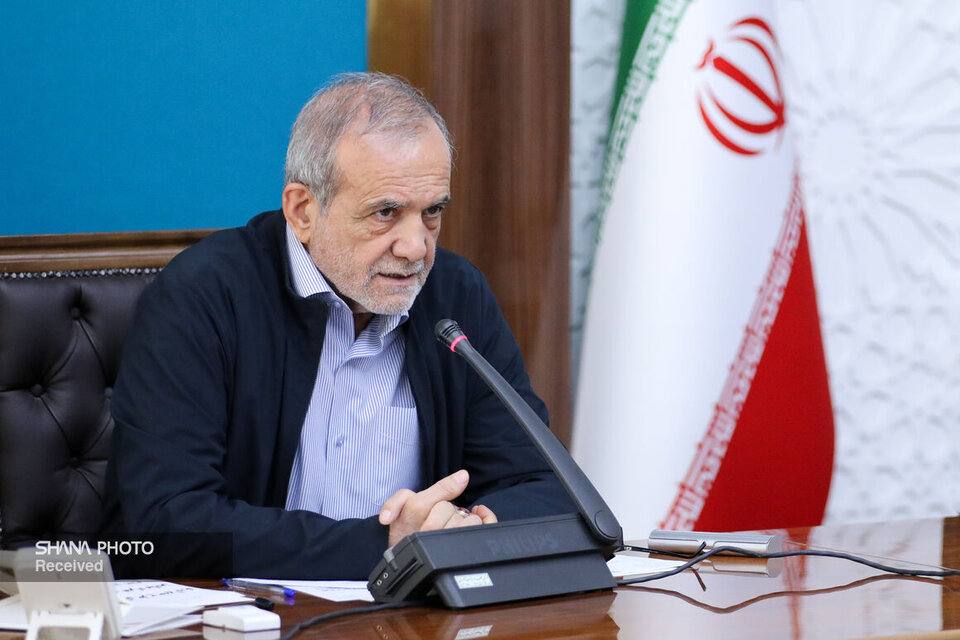 تأکید رئیس‌جمهوری بر تسریع در اجرای طرح‌های نفتی