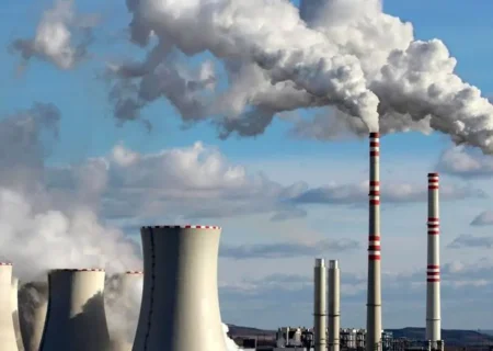 تنوع سبد سوخت لازمه بقای نیروگاه های کشور؛ گاز به تنهایی کافی نیست