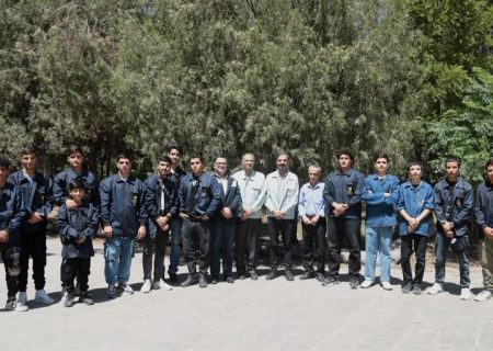 برگزاری دوره‌های تخصصی برق‌كاری ساختمان و راه‌اندازی موتورهای آسنكرون سه‌فاز در ذوب‌آهن اصفهان