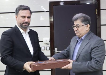 دیدار مدیرعامل شرکت پازارگاد با مدیرکل آموزش‌ و پرورش استان بوشهر