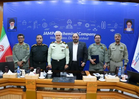 تمدید تفاهم‌نامه همکاری میان پتروشیمی جم و محیط زیست بوشهر برای حفاظت از پارک ملی دریایی نای‌بند