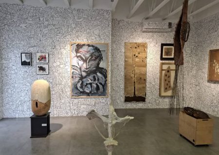 لعل را به تماشا بنشین