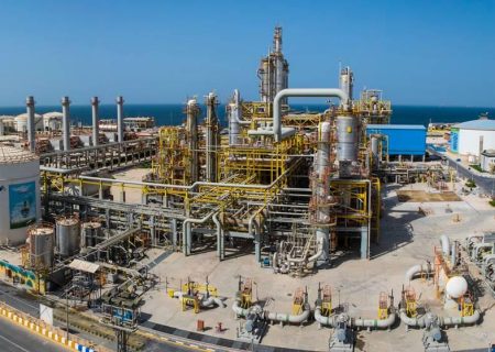 آغاز تعمیرات اساسی و بارگذاری کاتالیست EO در واحد اتیلن گلایکول پتروشیمی مروارید