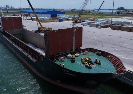 افزایش ۵۳٪ تخلیه و بارگیری و جهش صادرات و ترانزیت سوخت